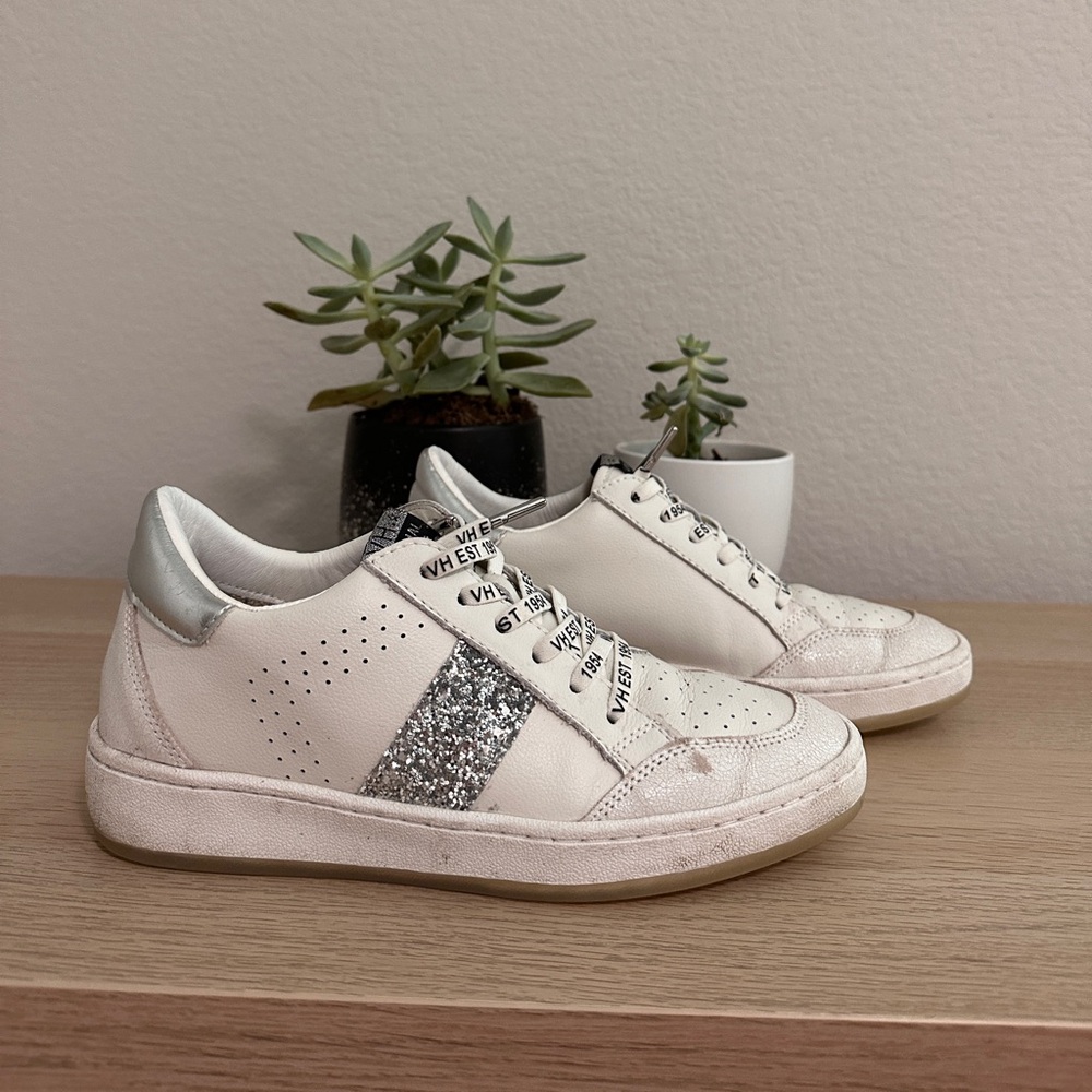 Vintage Havana Sneakers (Size 7)